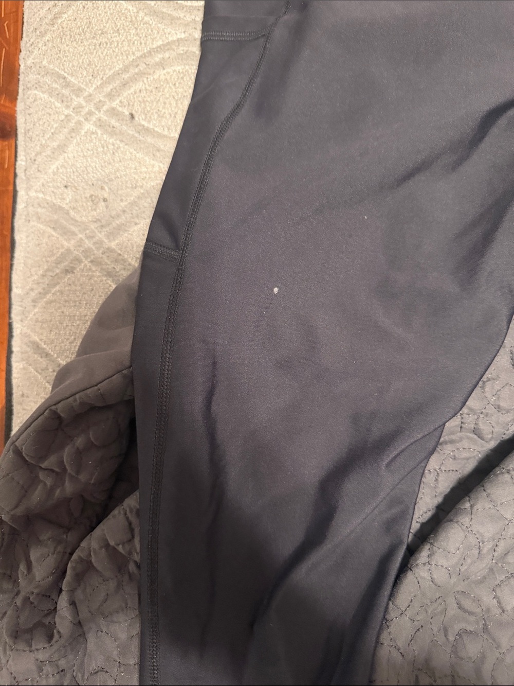 Old Navy Black High-Waist Active Leggings - Picture 6 of 7